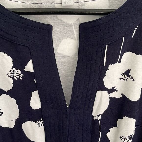 New York and Company XS Dress - Picture 4 of 6